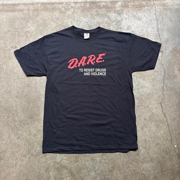 The Unbranded Brand Other - D.A.R.E. black cotton t-shirt   Mens Size Large